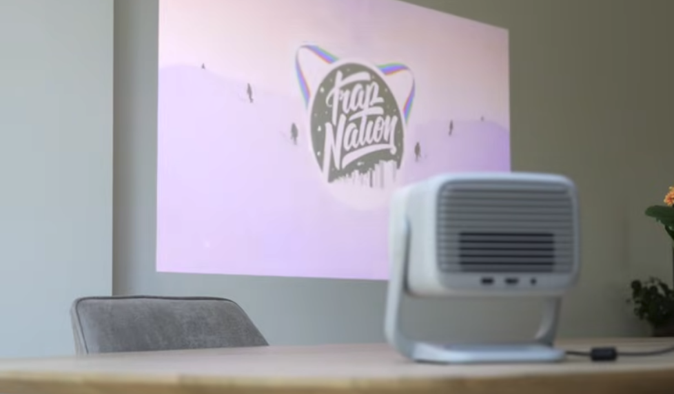 JMGO N1S SE GTV é bom? Projetor laser triplo vale a pena? Review completo